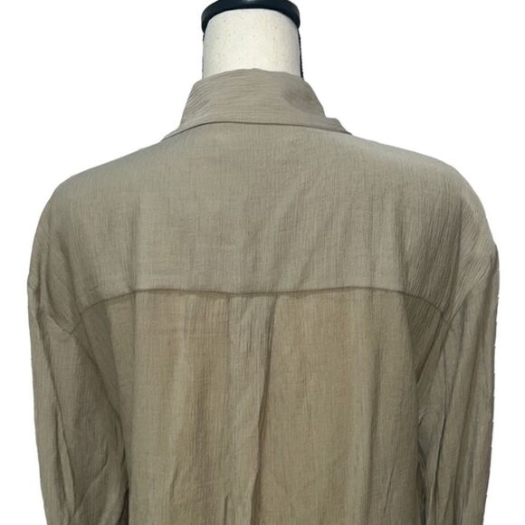 FTF Open Front Pocket Button Down Blouse - Picture 13 of 16